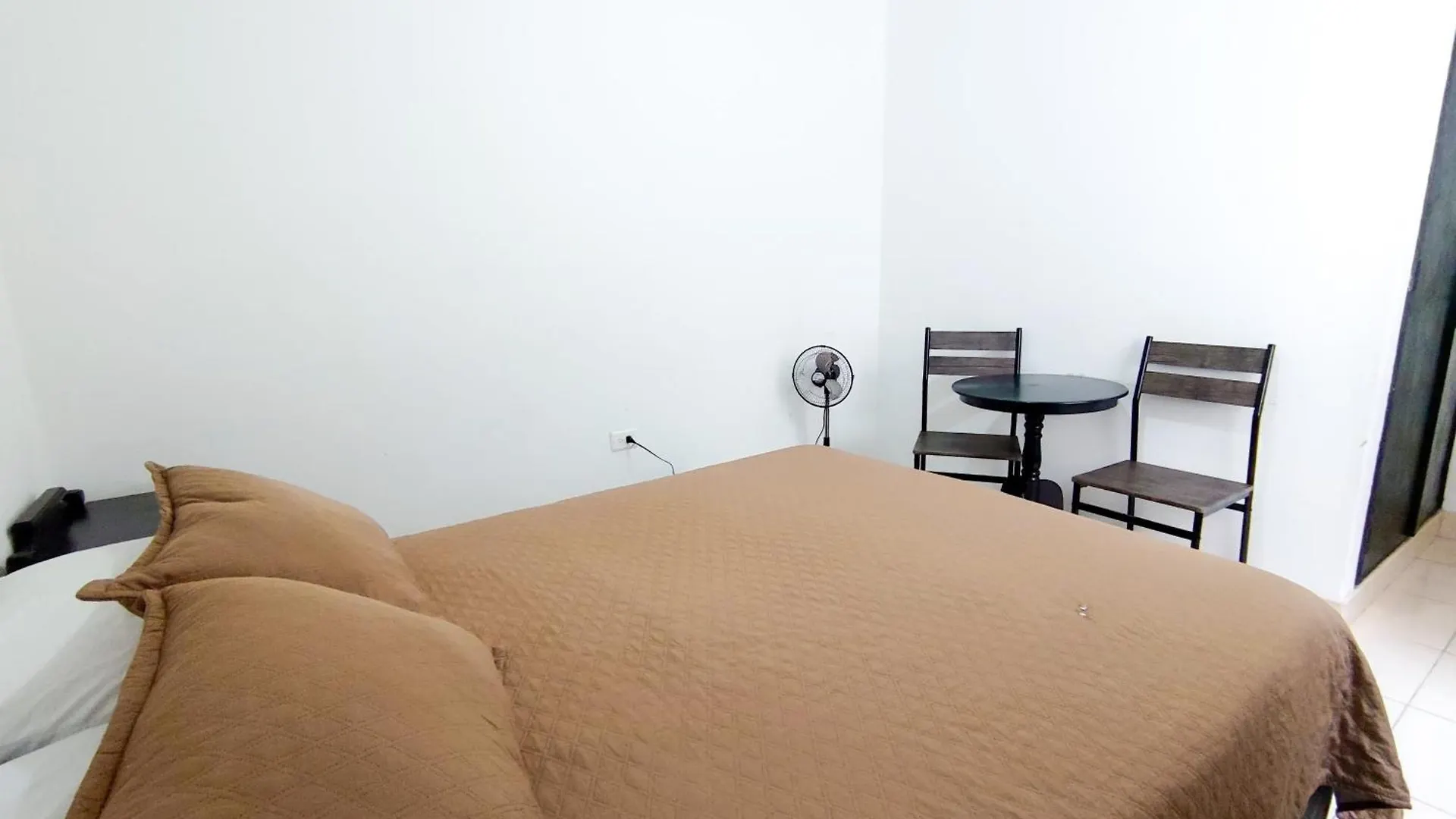 Hostal Casa Coliving מדיין 0*,